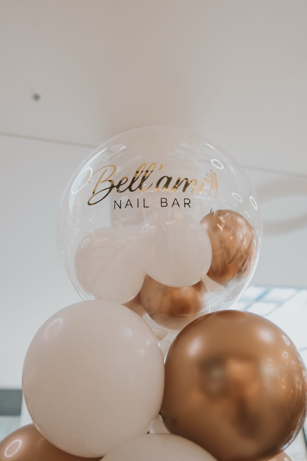 Nail bar opening
