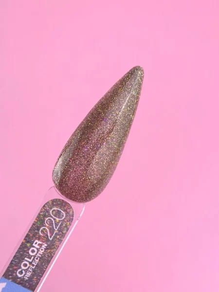 Gel polish reflection 220